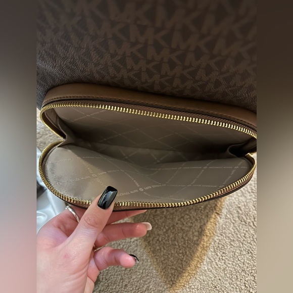 Michael Kors Backpack & wallet bundle - Picture 6 of 6